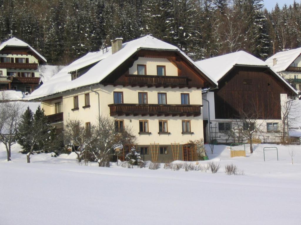 Haus Pfarrkirchner Apartman Mauterndorf Kültér fotó